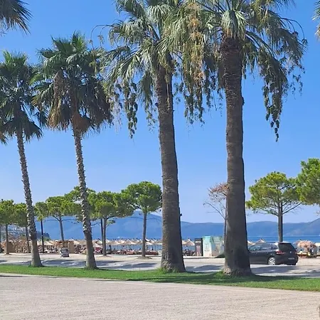Daire Sea View Lungomare *