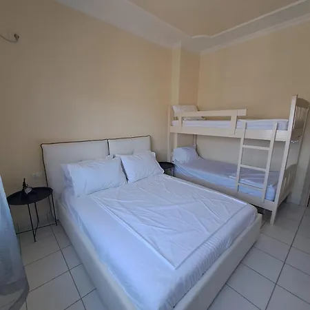 Daire Sea View Lungomare Avlonya
